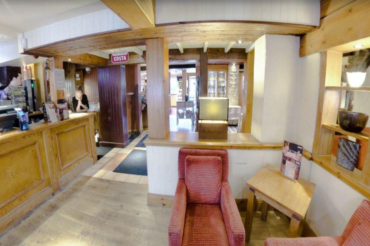 Premier Inn Portsmouth Horndean Exterior photo